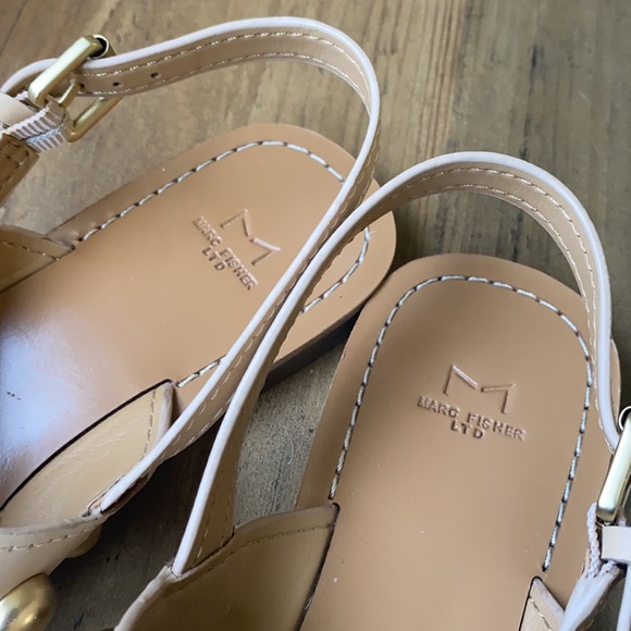 Marc Fisher Women's Flat Sandal - Picture 7 of 7